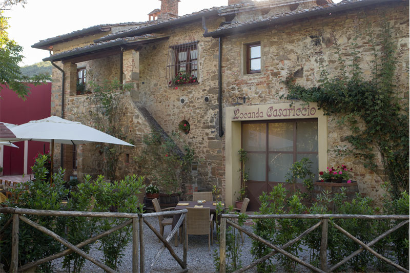 Farmhouse with Restaurant in Tuscany